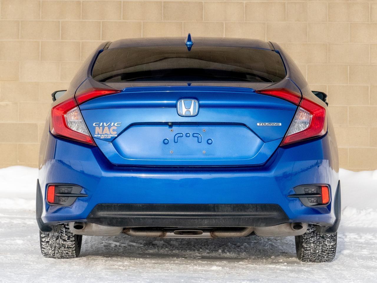 2017 Honda Civic Touring - Photo #5