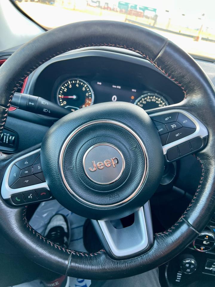 2016 Jeep Renegade Trailhawk - Photo #8