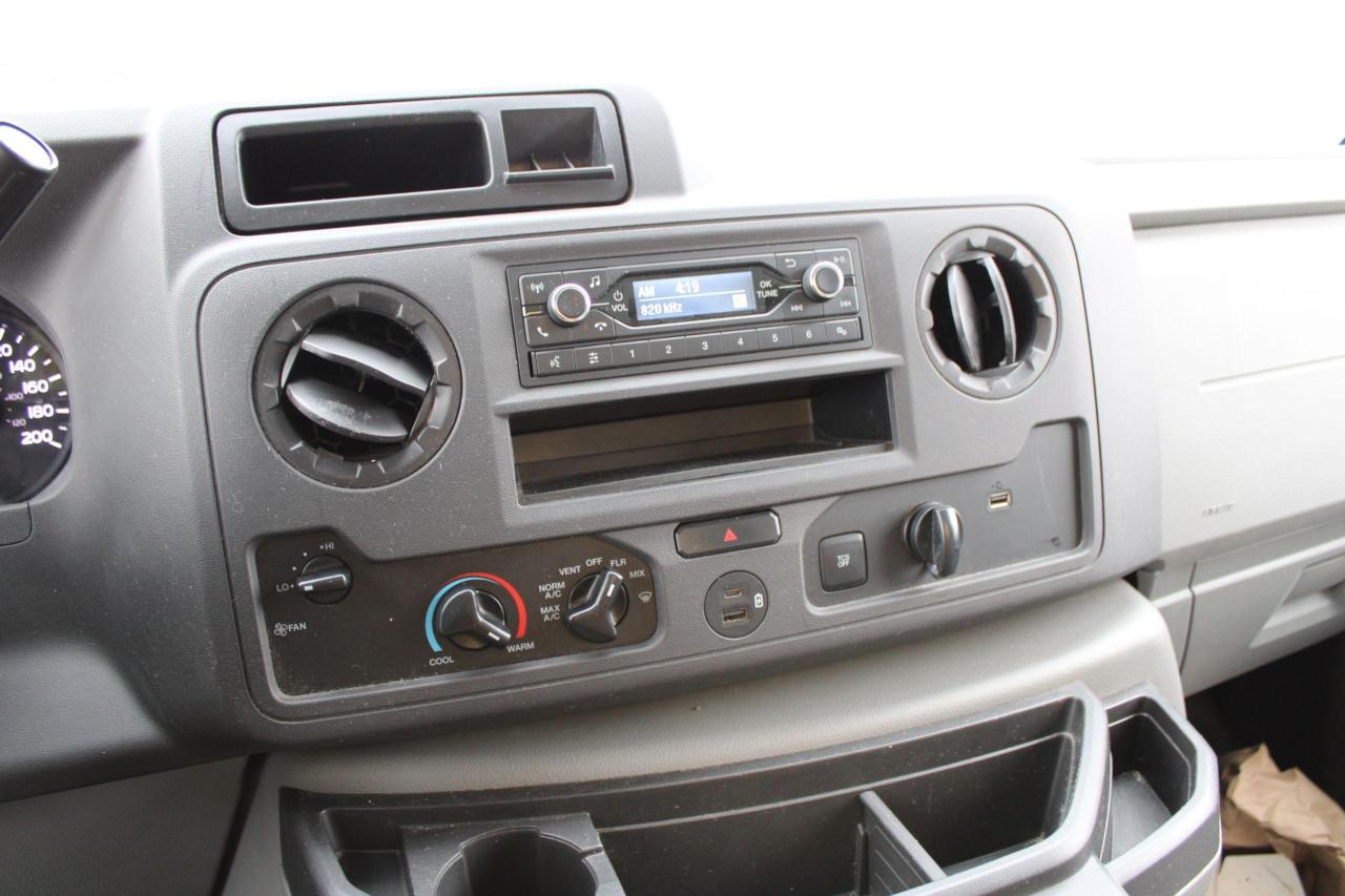 2022 Ford E-Series Cutaway E-450 DRW 158" WB - Photo #6