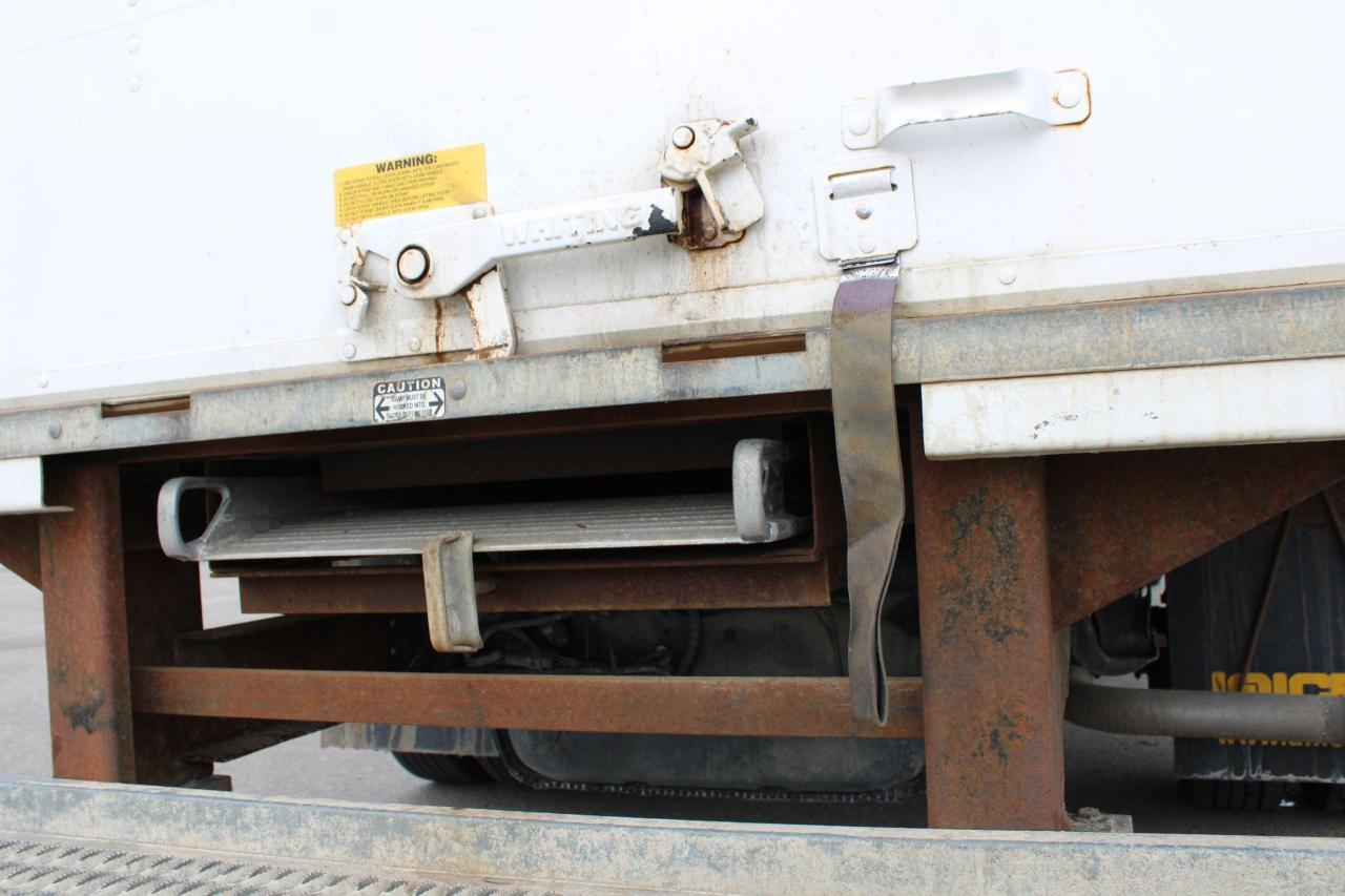 2022 Ford E-Series Cutaway E-450 DRW 158" WB - Photo #19
