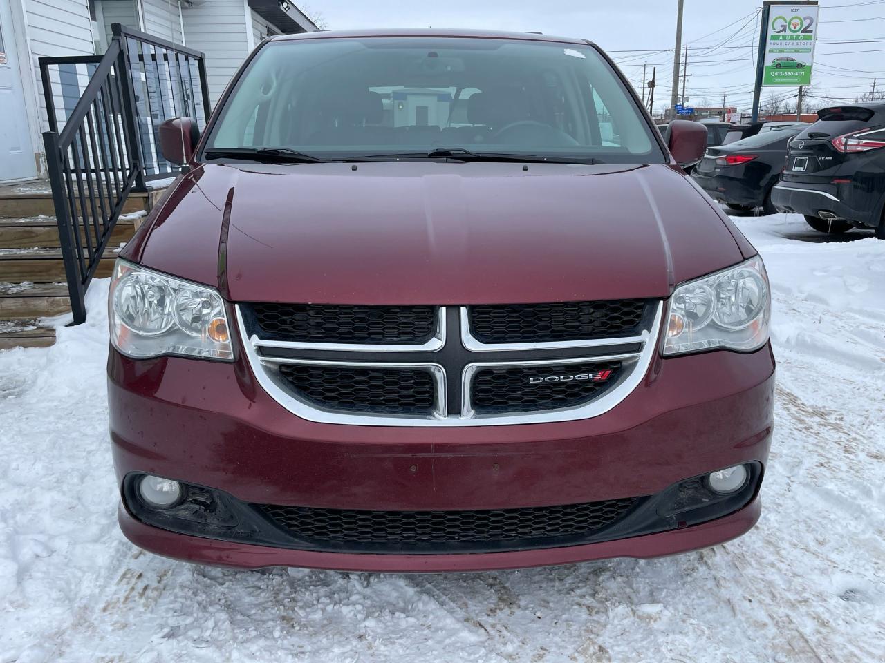 2017 Dodge Grand Caravan Crew Plus - Photo #2