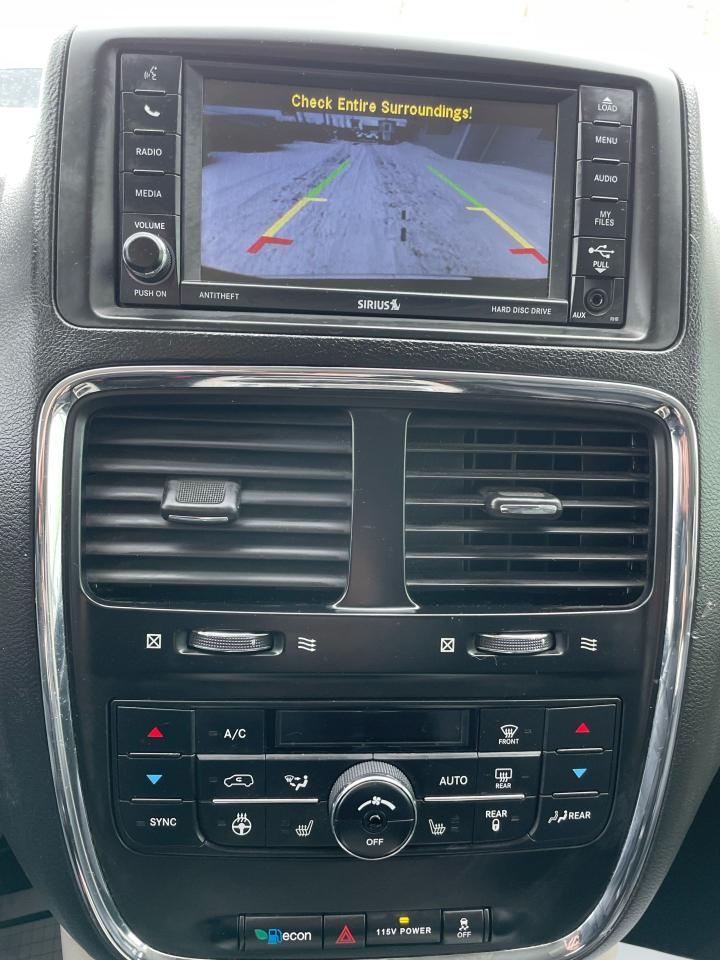 2017 Dodge Grand Caravan Crew Plus - Photo #10