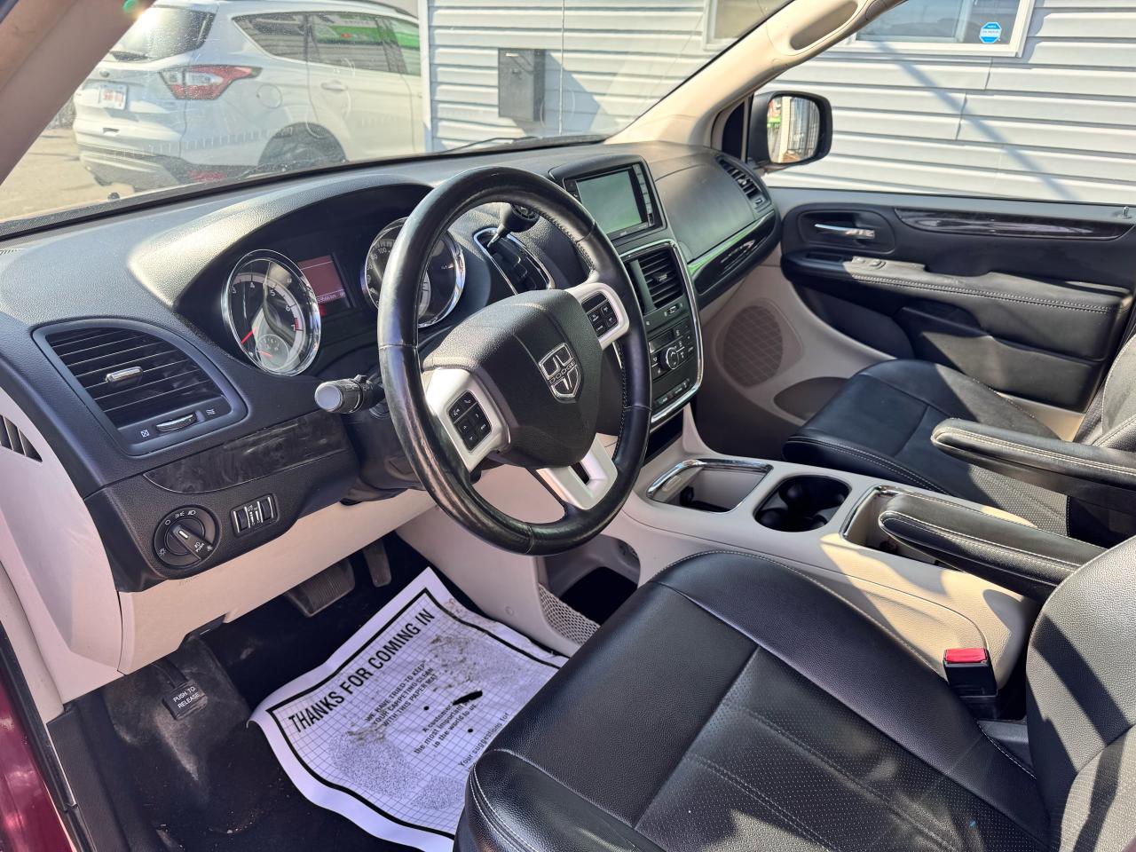 2017 Dodge Grand Caravan Crew Plus - Photo #12