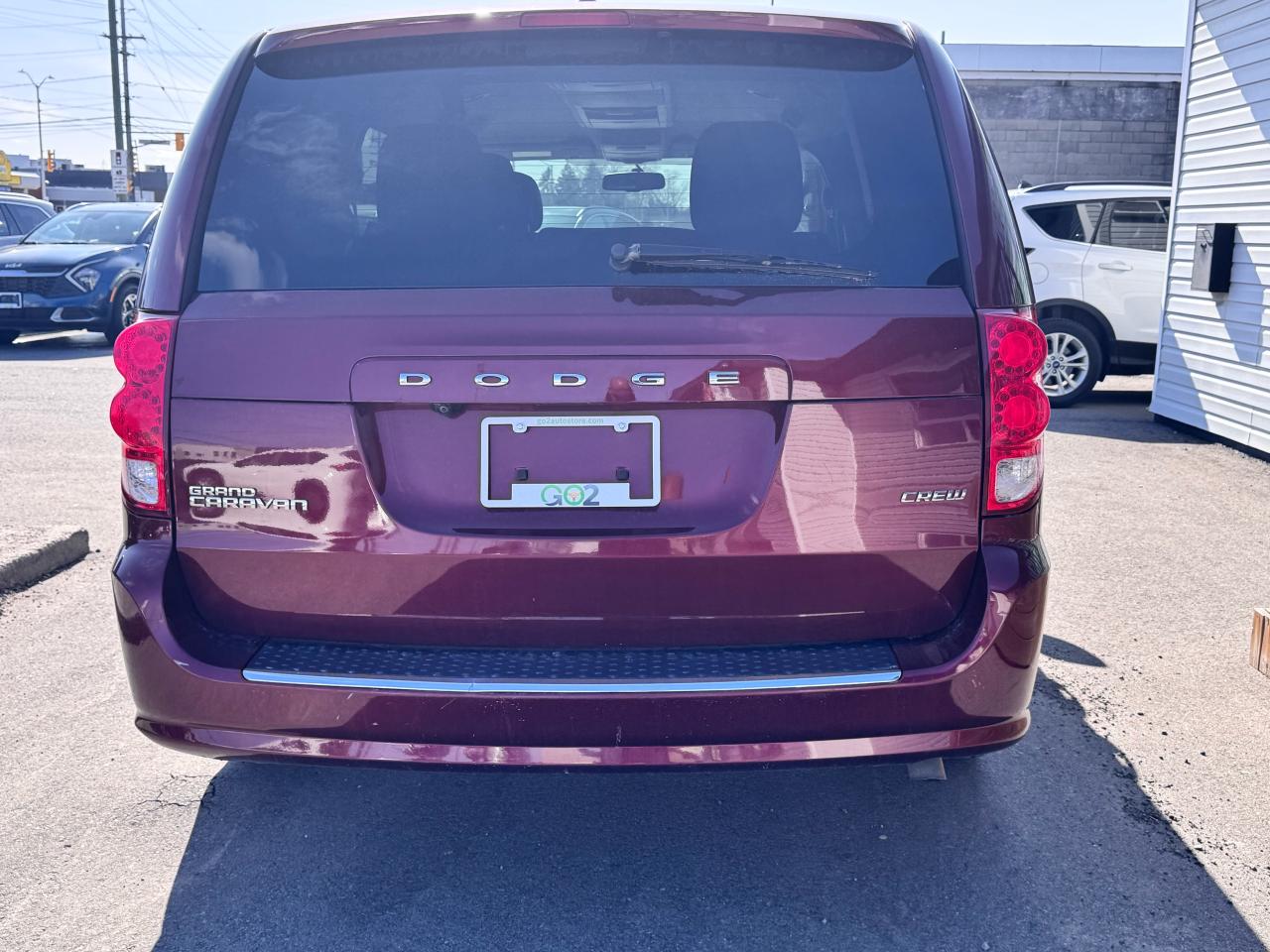 2017 Dodge Grand Caravan Crew Plus - Photo #6