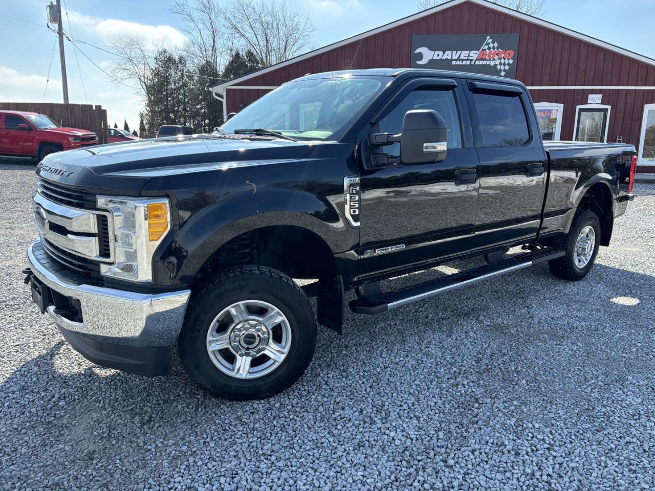 Used 2017 Ford F-350 SD XLT Crew Cab 4WD Dealer Serviced!! Diesel!! for sale in Dunnville, ON