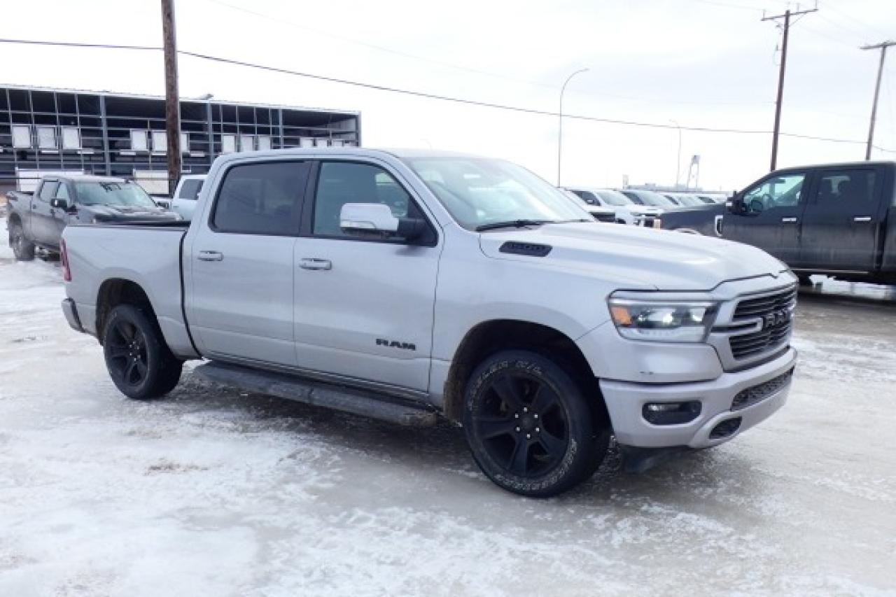2022 Dodge Ram 1500 Sport 4x4 Crew Cab 5'7" Box w/H&C Leathr, NAV, BUC - Photo #4