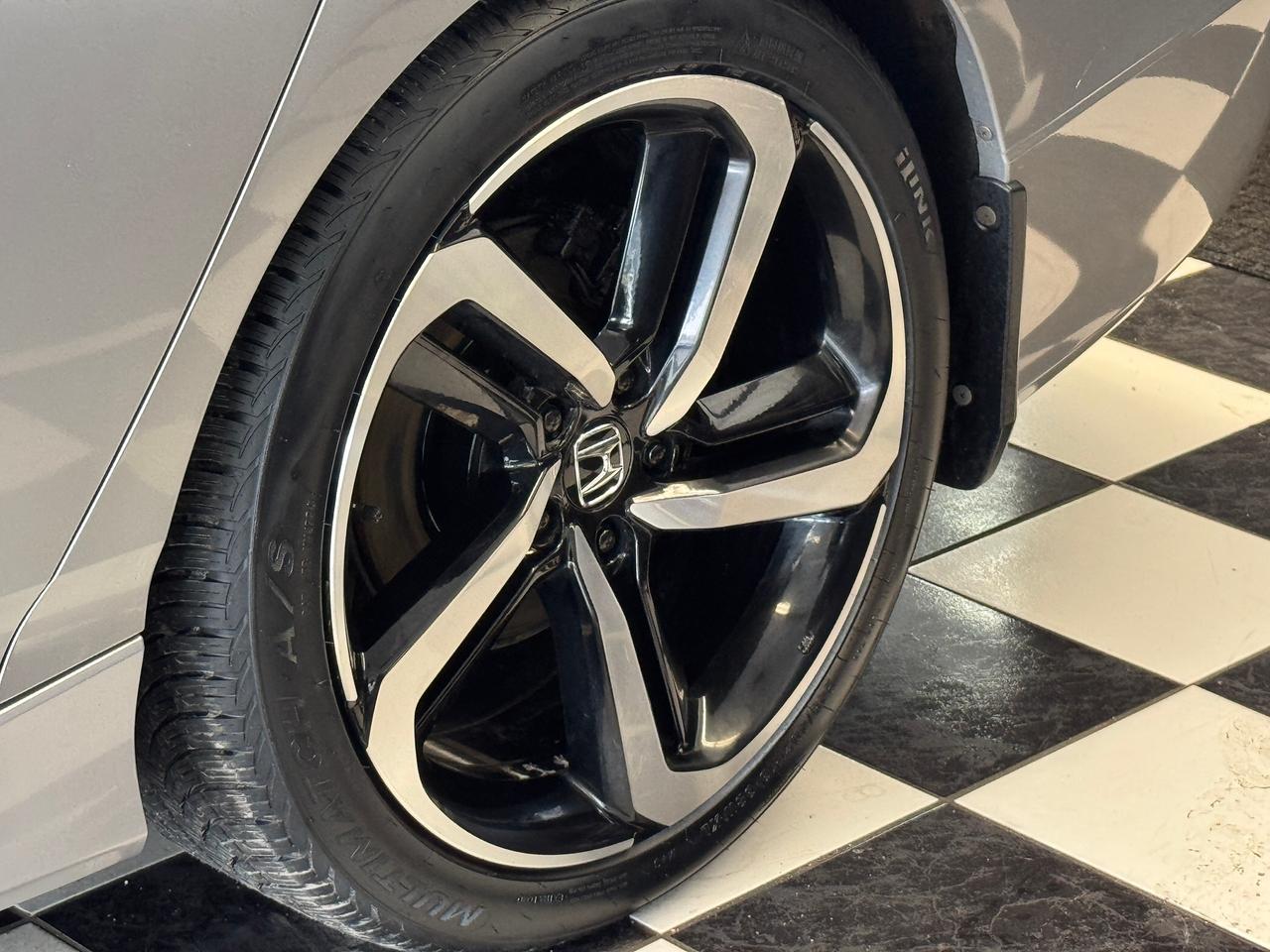 2018 Honda Accord SPORT 1.5T+New Tires+Roof+Lane Keep+CLEAN CARFAX Photo