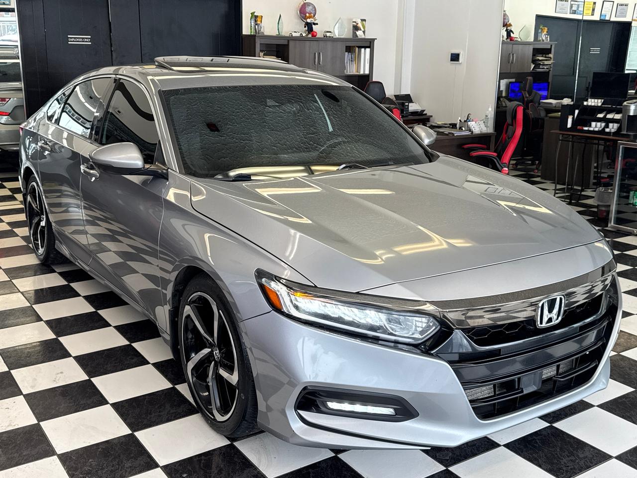 2018 Honda Accord SPORT 1.5T+New Tires+Roof+Lane Keep+CLEAN CARFAX Photo