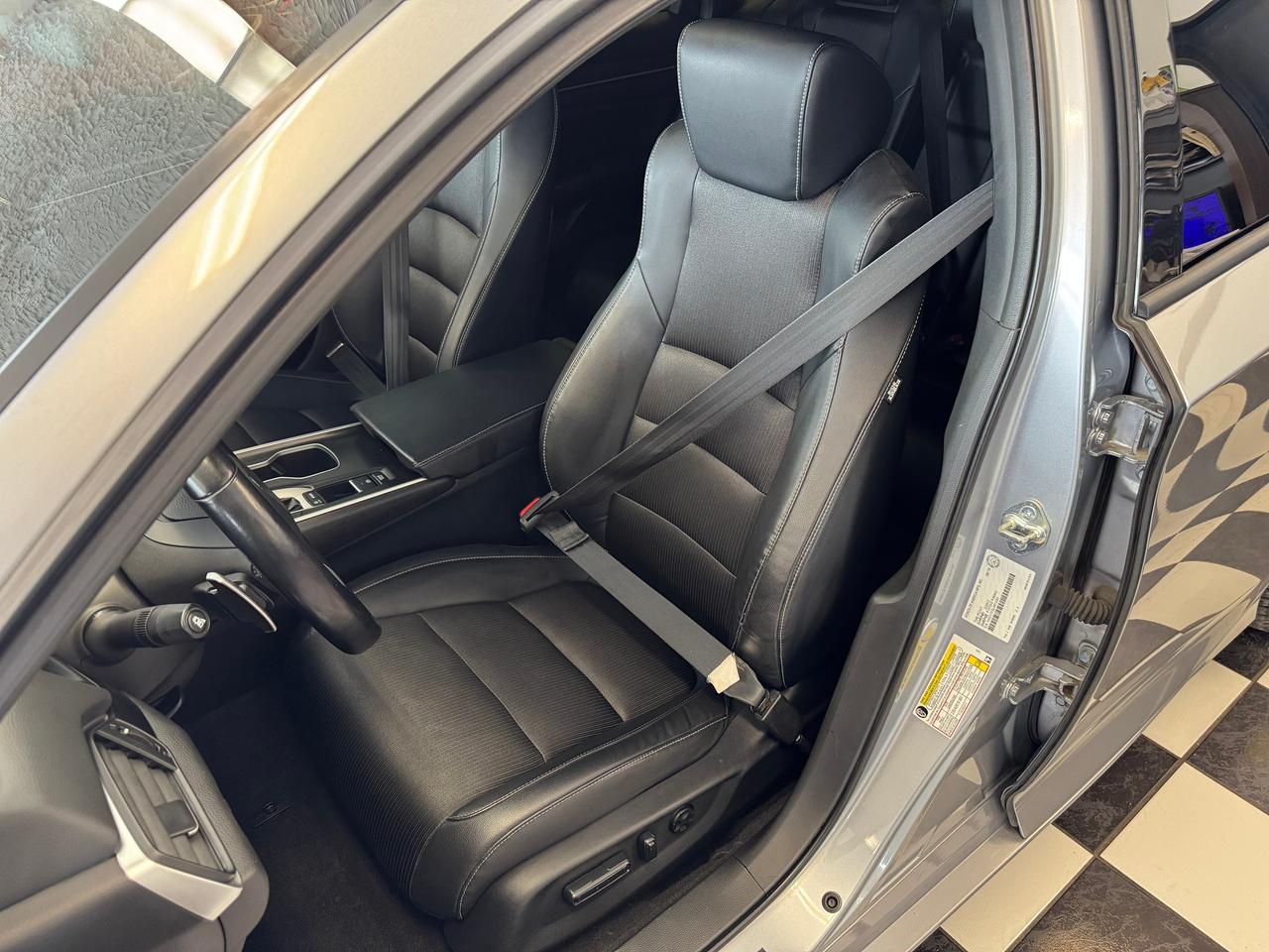 2018 Honda Accord SPORT 1.5T+New Tires+Roof+Lane Keep+CLEAN CARFAX Photo