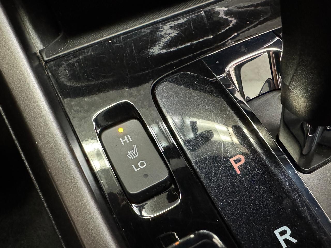 2016 Honda Accord Sport+Leather+Roof+ApplePlay+CLEAN CARFAX Photo