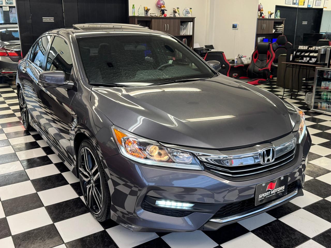2016 Honda Accord Sport+Leather+Roof+ApplePlay+CLEAN CARFAX Photo