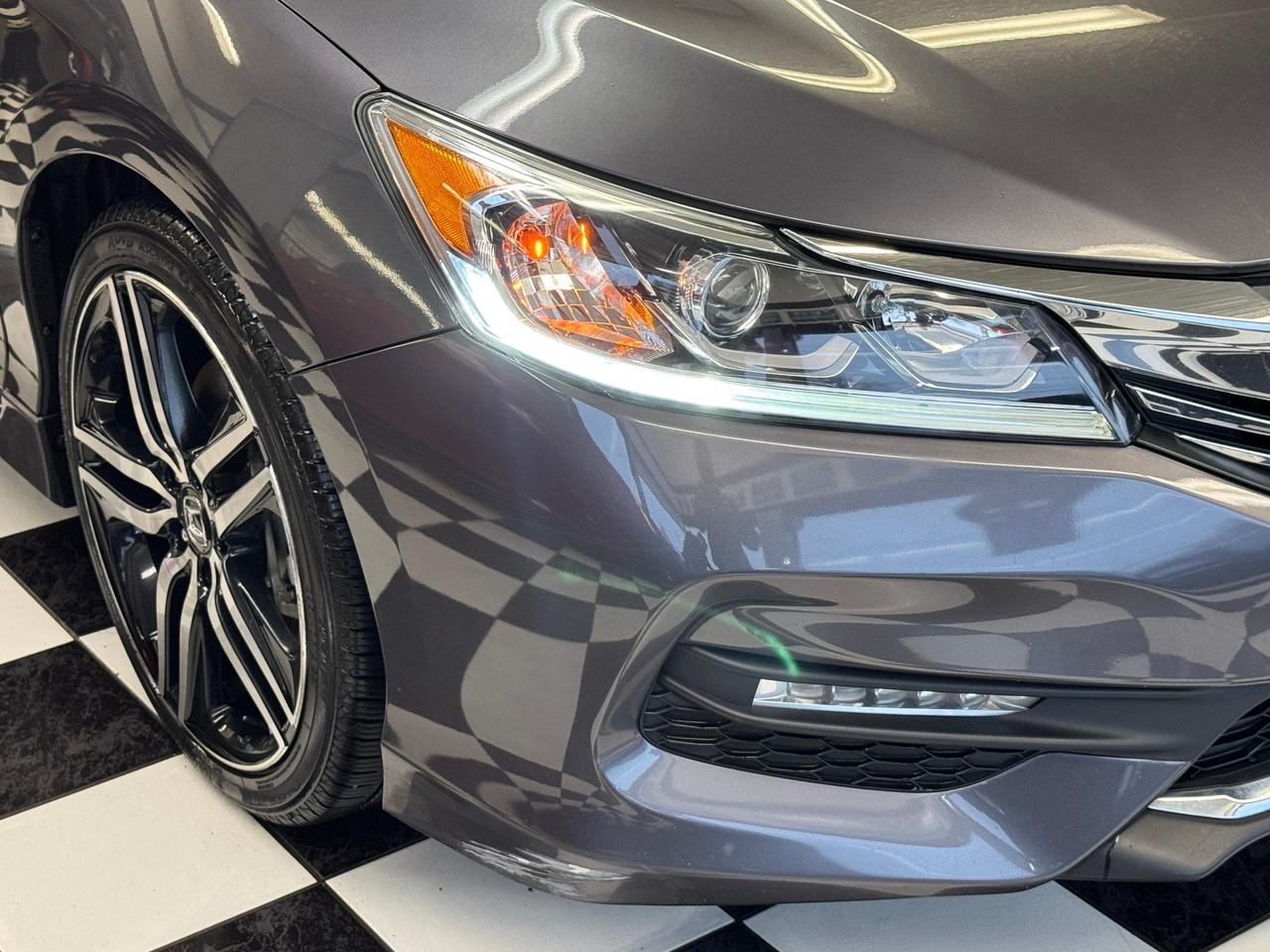 2016 Honda Accord Sport+Leather+Roof+ApplePlay+CLEAN CARFAX Photo