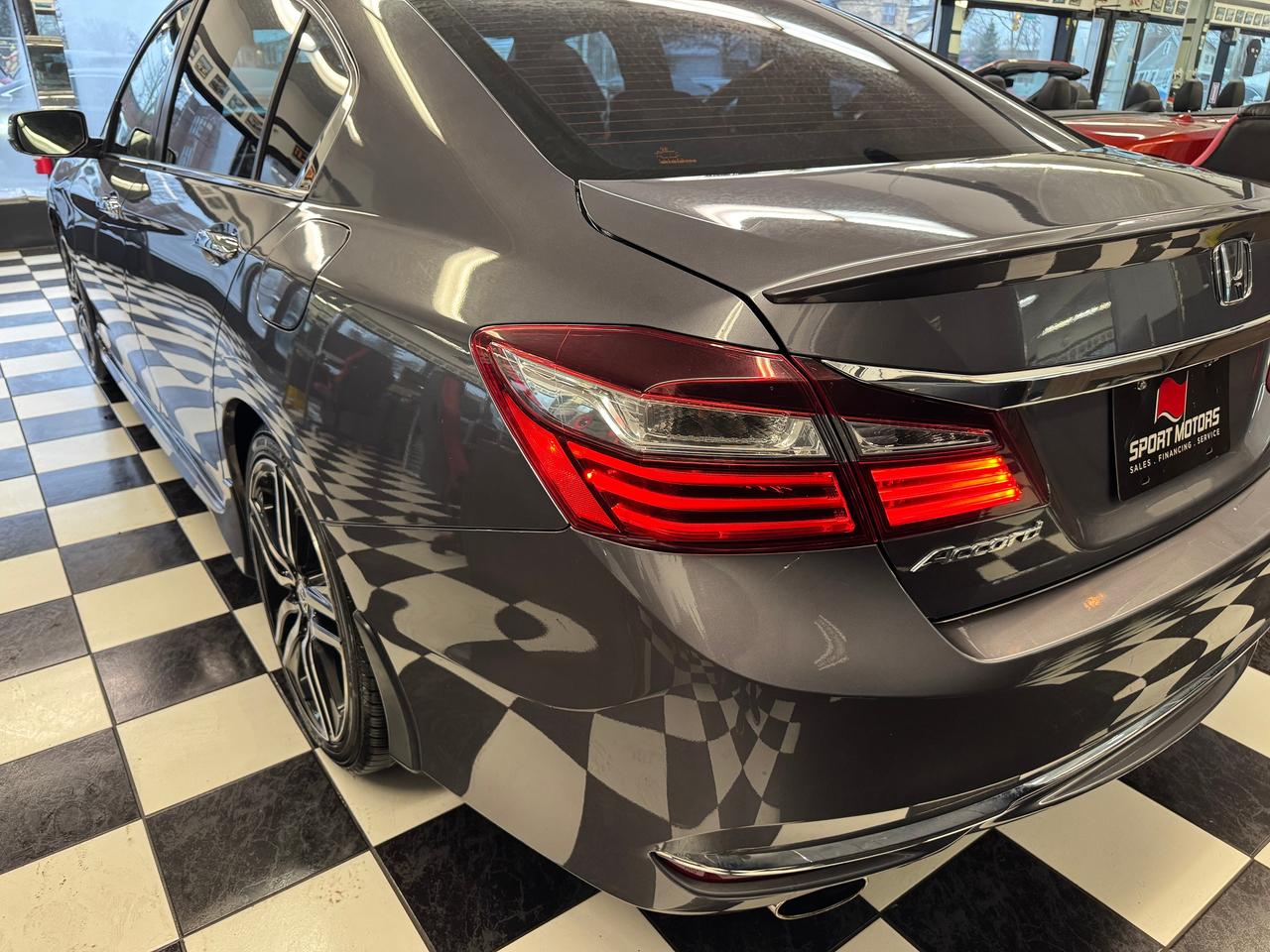 2016 Honda Accord Sport+Leather+Roof+ApplePlay+CLEAN CARFAX Photo