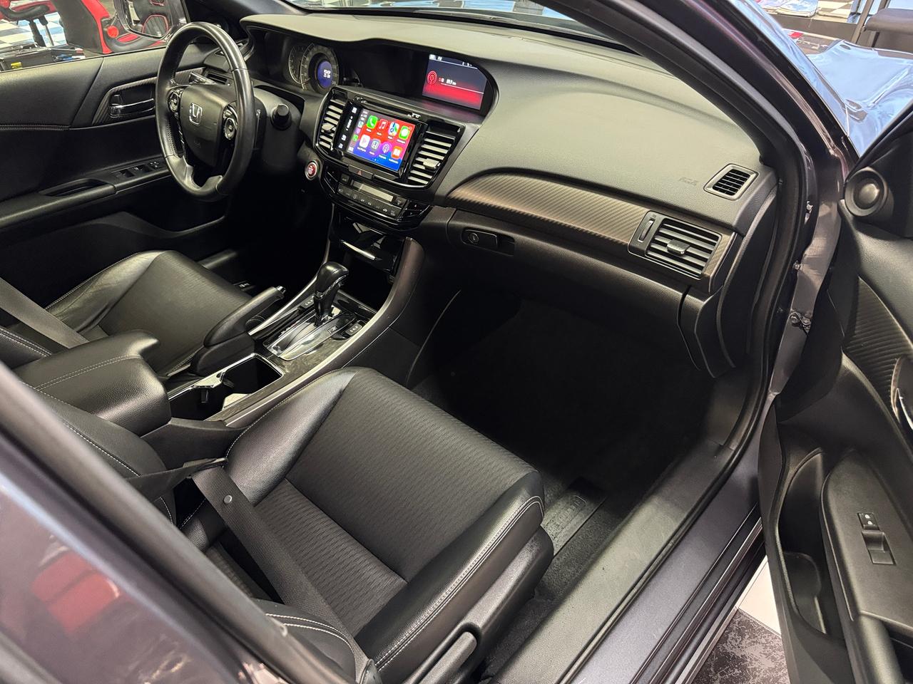 2016 Honda Accord Sport+Leather+Roof+ApplePlay+CLEAN CARFAX Photo