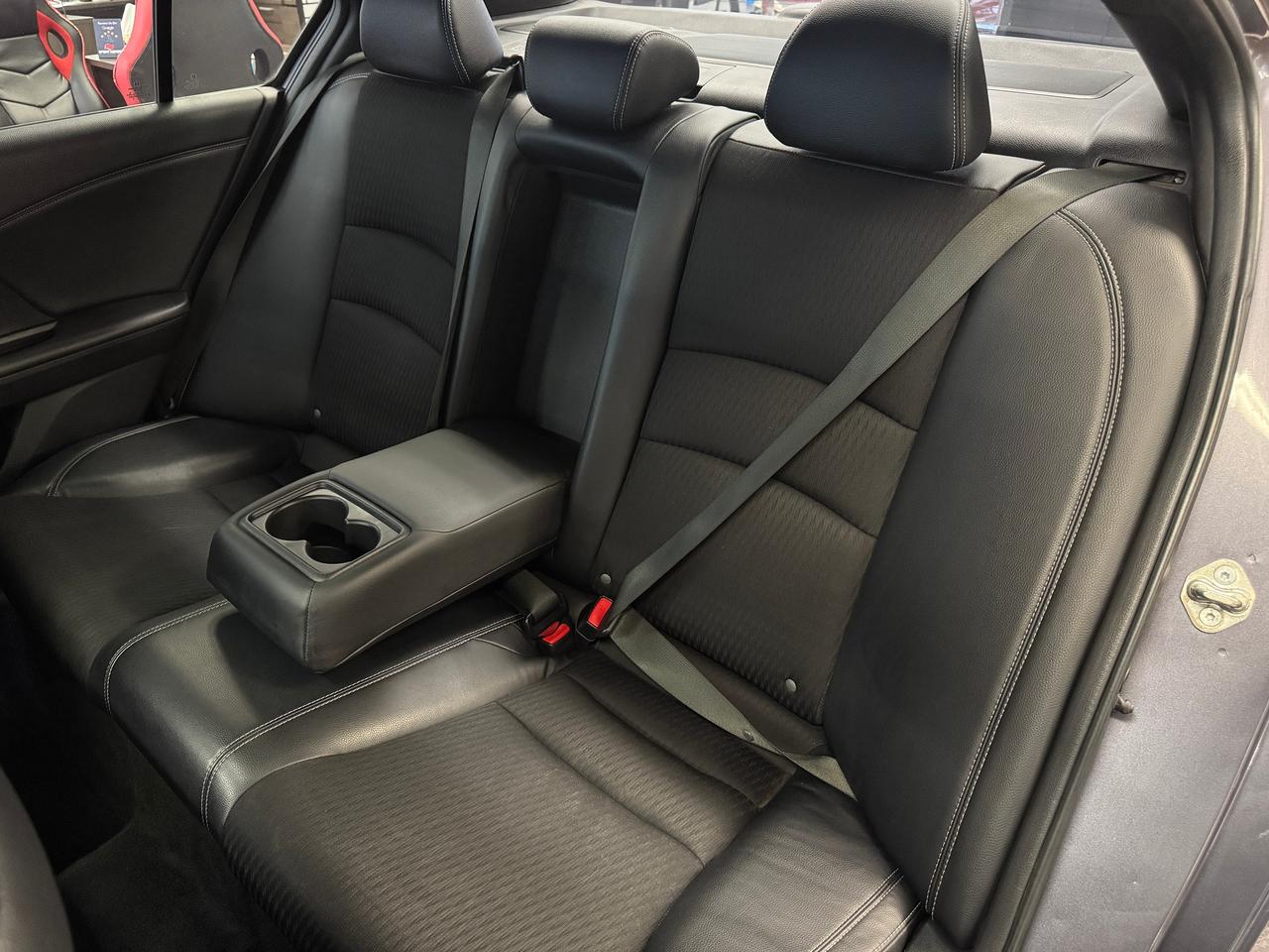 2016 Honda Accord Sport+Leather+Roof+ApplePlay+CLEAN CARFAX Photo