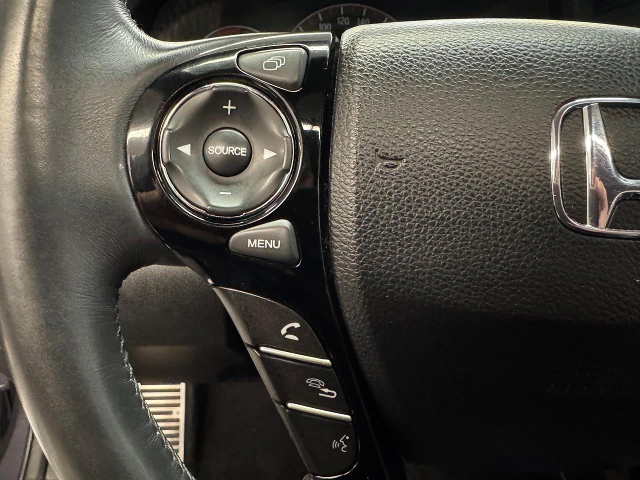 2016 Honda Accord Sport+Leather+Roof+ApplePlay+CLEAN CARFAX Photo