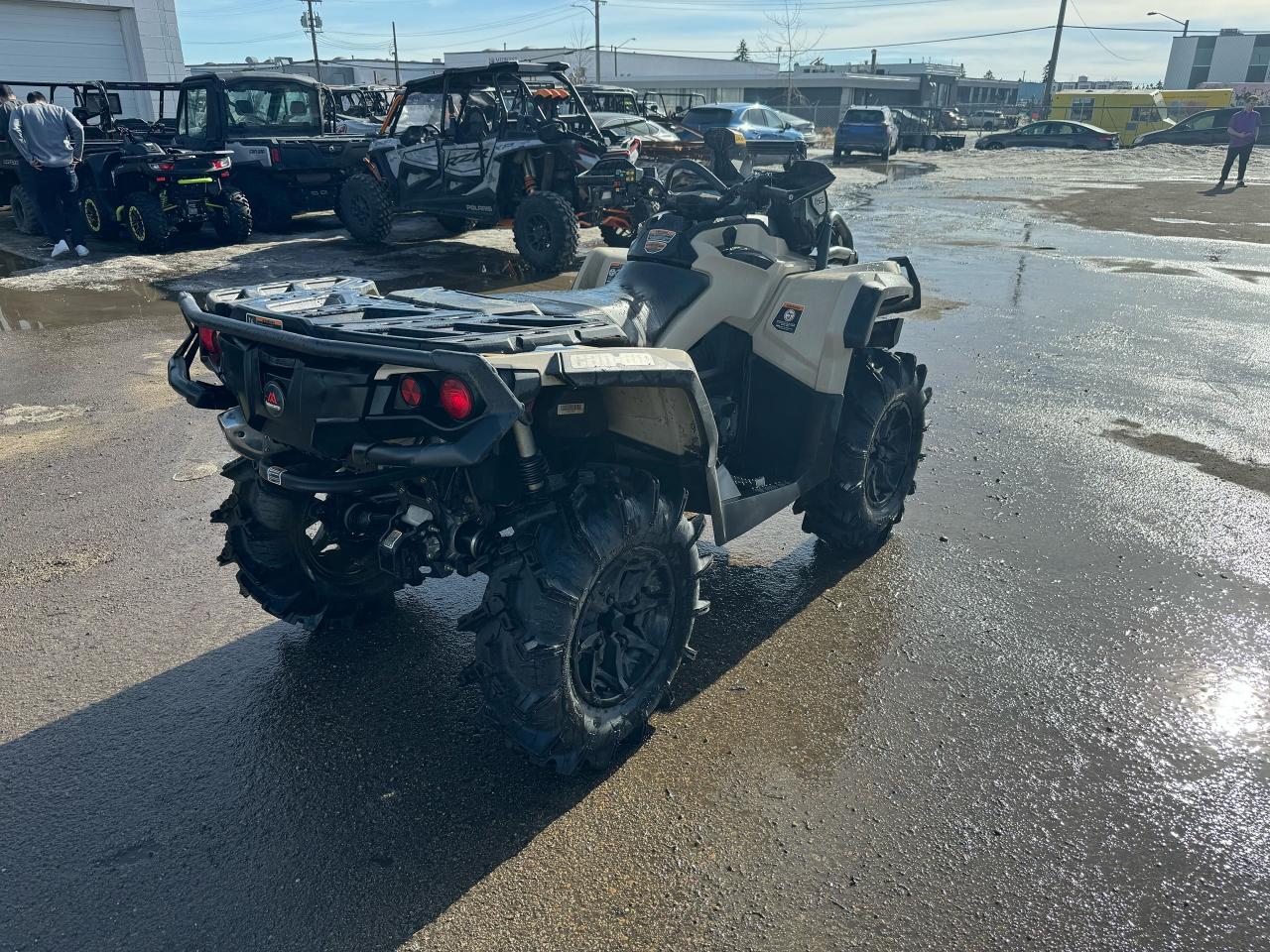 2023 Can-Am Outlander 1000 XMR $115 B/W - Photo #6