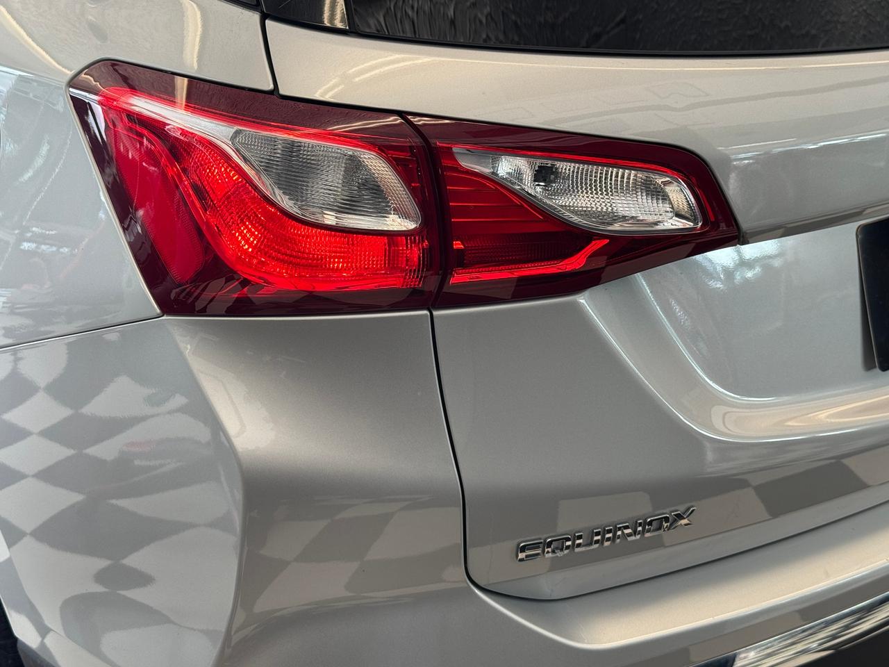 2018 Chevrolet Equinox LT AWD+ApplePlay+Camera+Remote Start+CLEAN CARFAX Photo