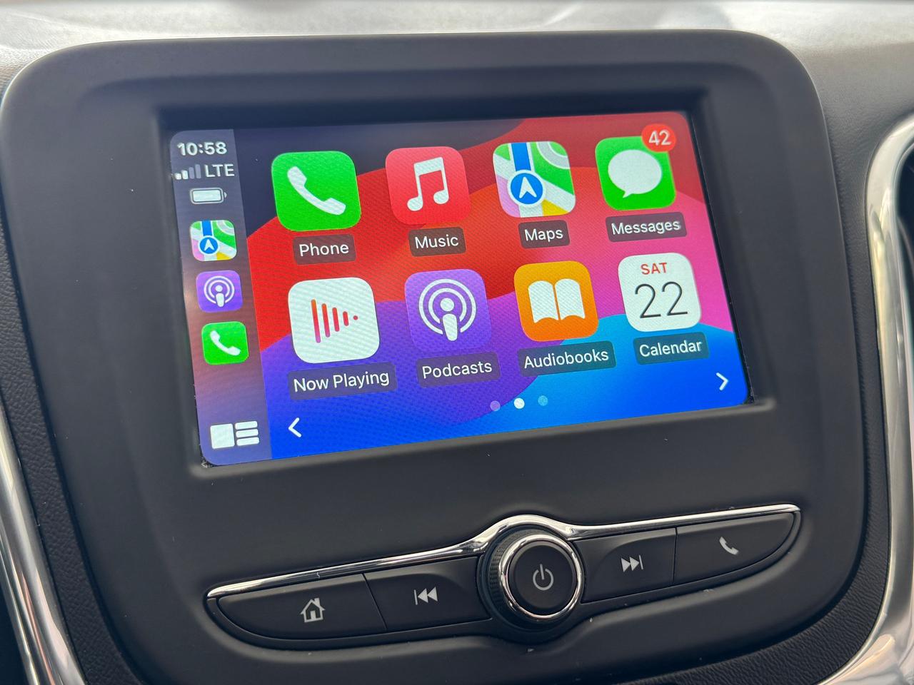 2018 Chevrolet Equinox LT AWD+ApplePlay+Camera+Remote Start+CLEAN CARFAX Photo