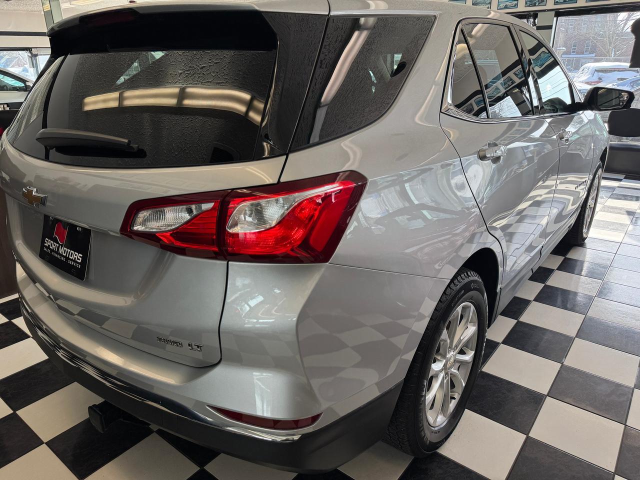 2018 Chevrolet Equinox LT AWD+ApplePlay+Camera+Remote Start+CLEAN CARFAX Photo