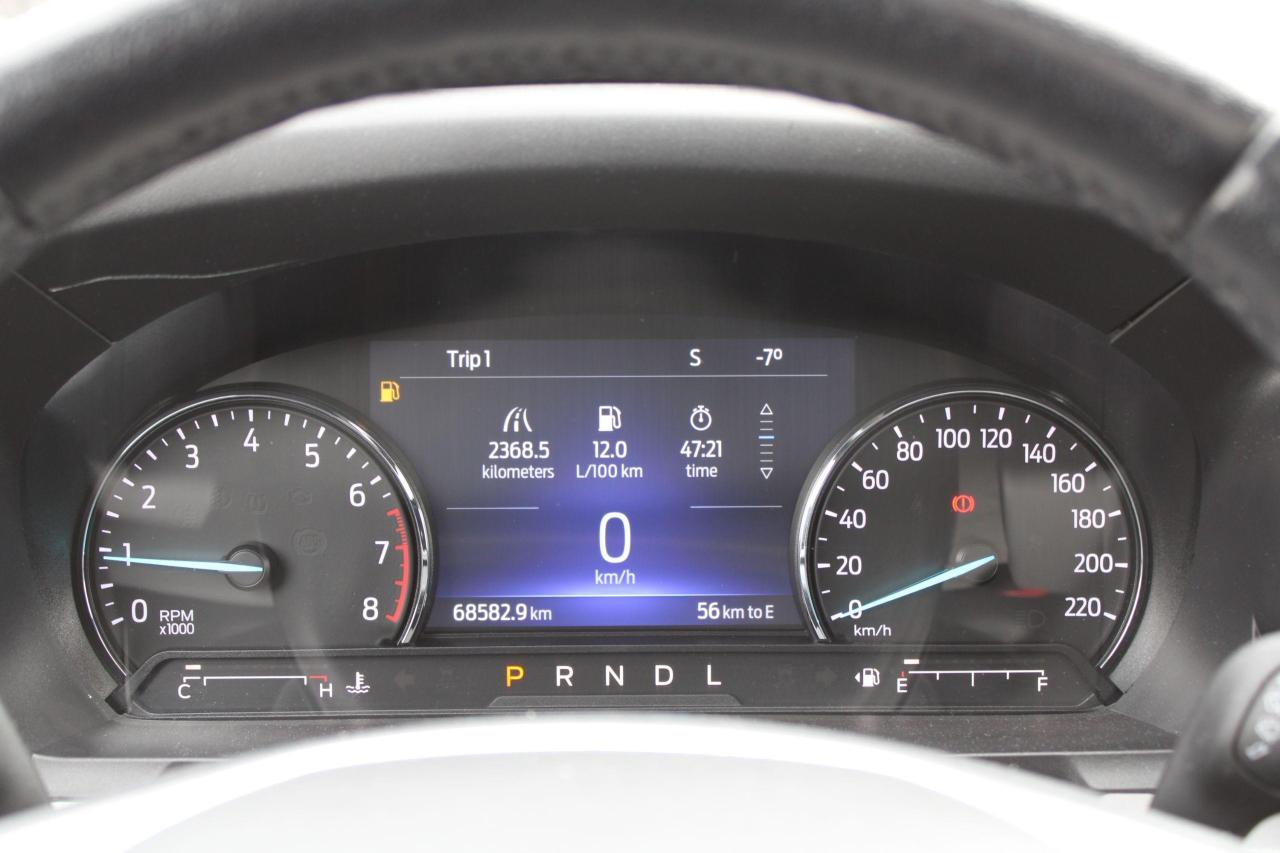 2023 Ford Explorer XLT 4WD - Photo #8