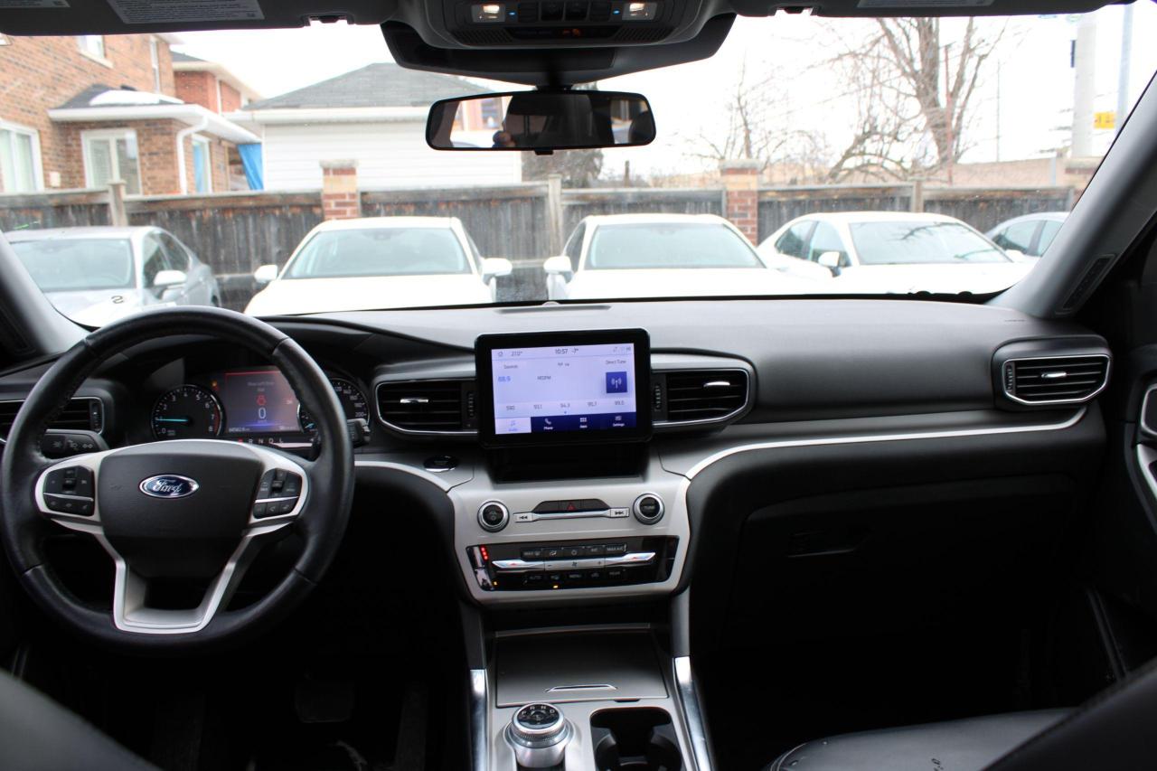 2023 Ford Explorer XLT 4WD - Photo #17
