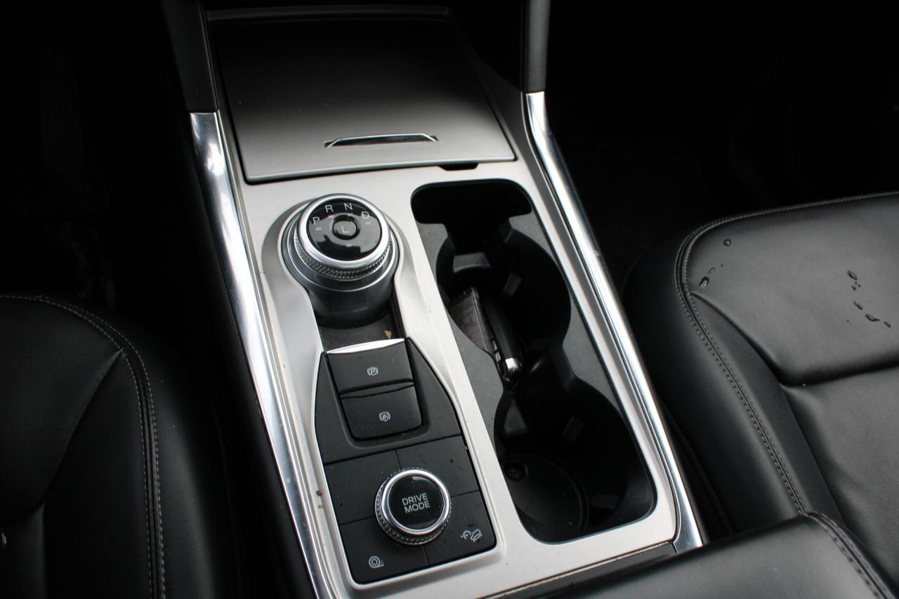 2023 Ford Explorer XLT 4WD - Photo #23