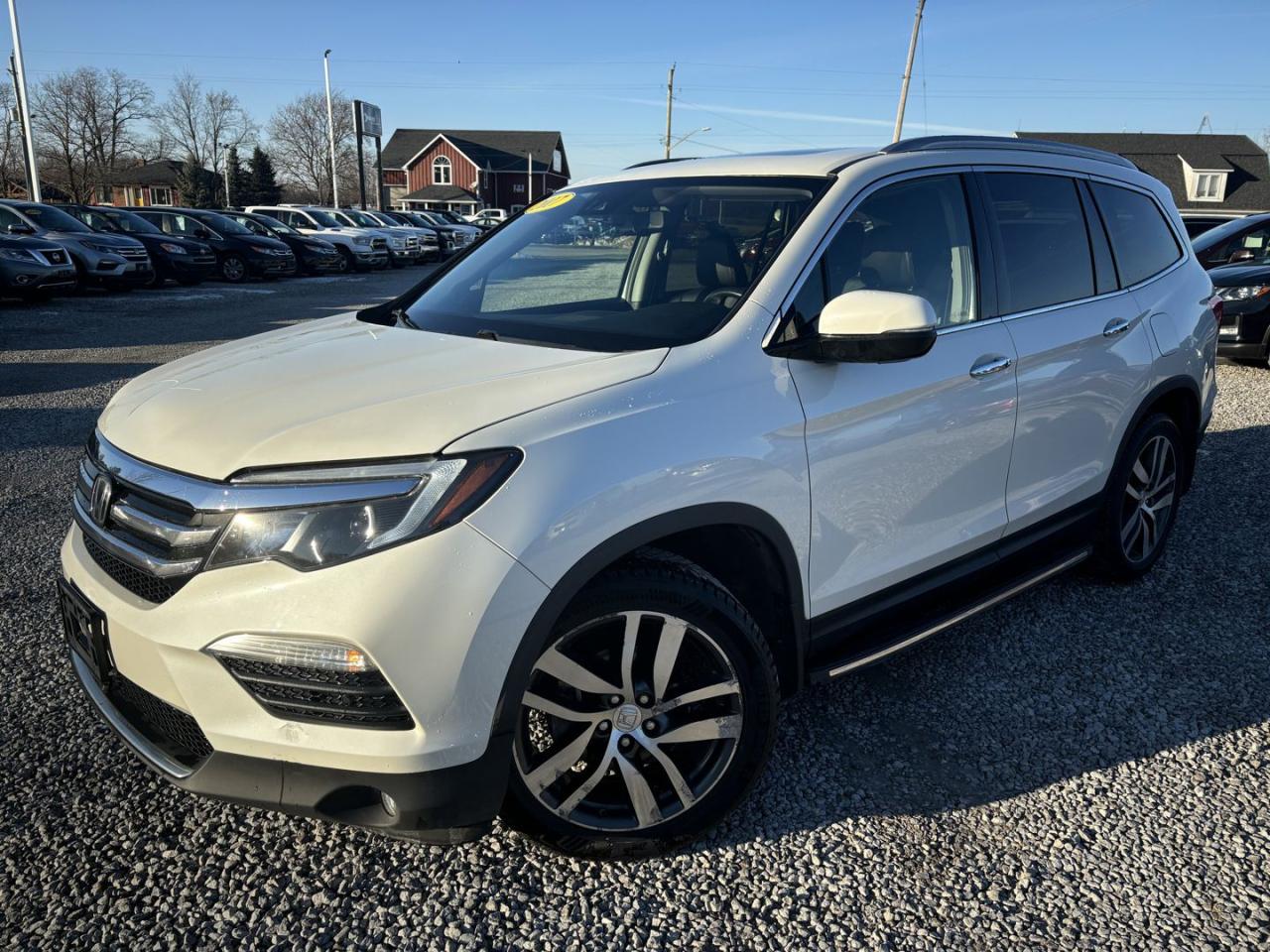 Used 2017 Honda Pilot Touring 4WD No Accidents! Fully Loaded! for sale in Dunnville, ON