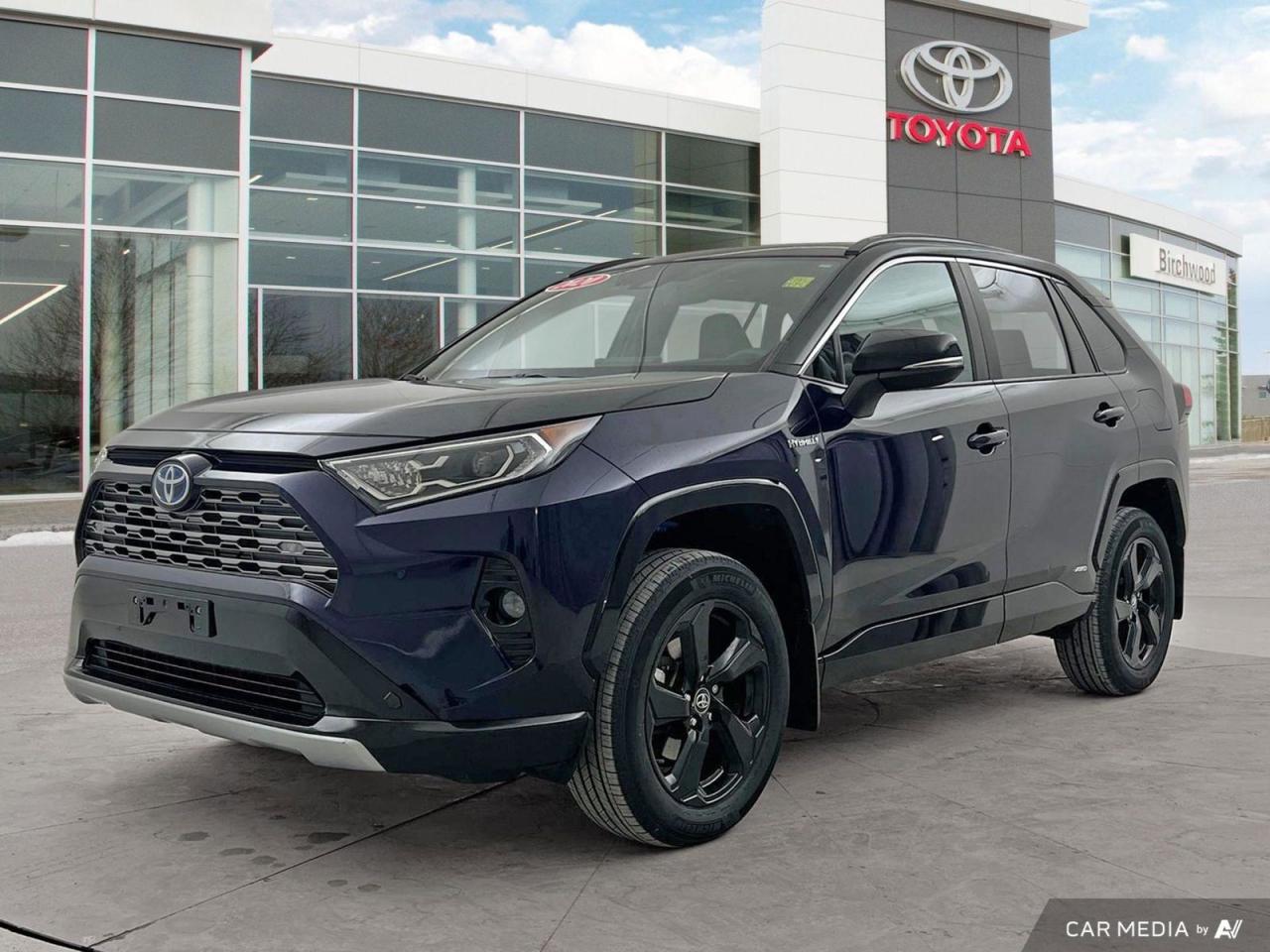 Used 2020 Toyota RAV4 Hybrid XLE XSE Technology | CPO | CarPlay | Moonroof for sale in Winnipeg, MB