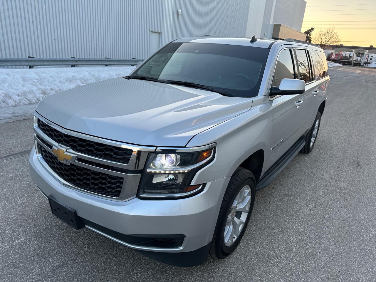 Used 2015 Chevrolet Suburban 4WD 4dr LT 8 Passengers for sale in Mississauga, ON