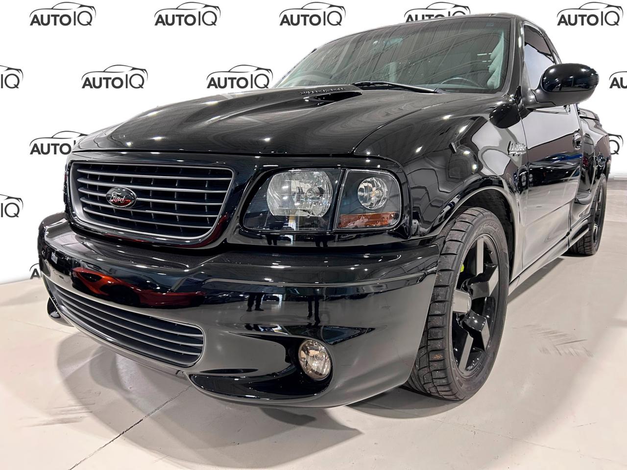 Used 2001 Ford F-150 SVT Lightning THE ORIGINAL FORD LIGHTNING! for sale in Oakville, ON