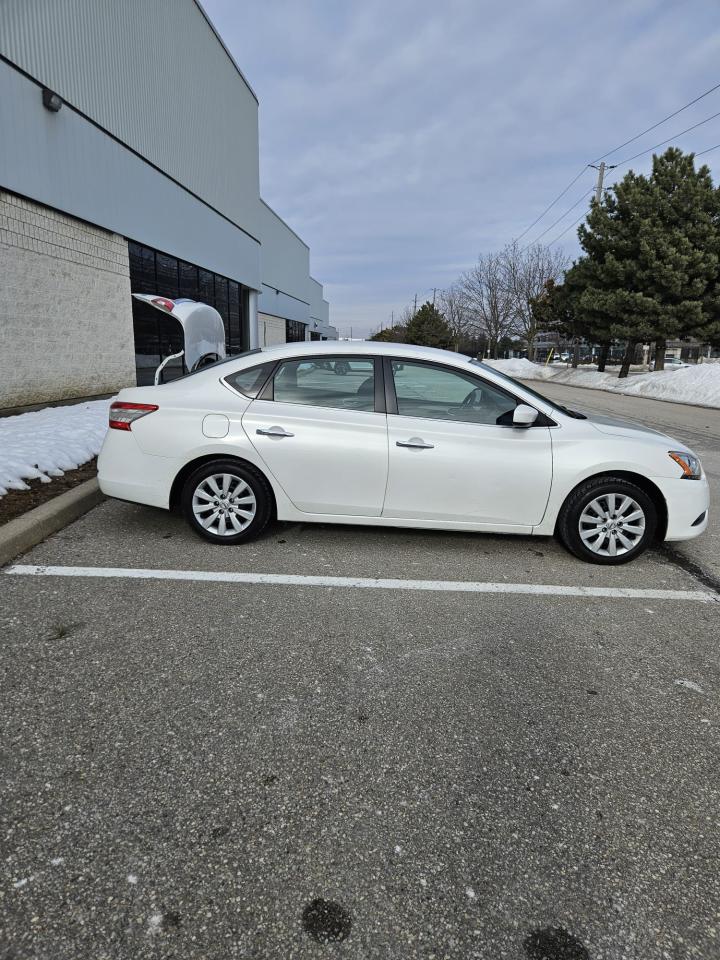 2013 Nissan Sentra S - Photo #10