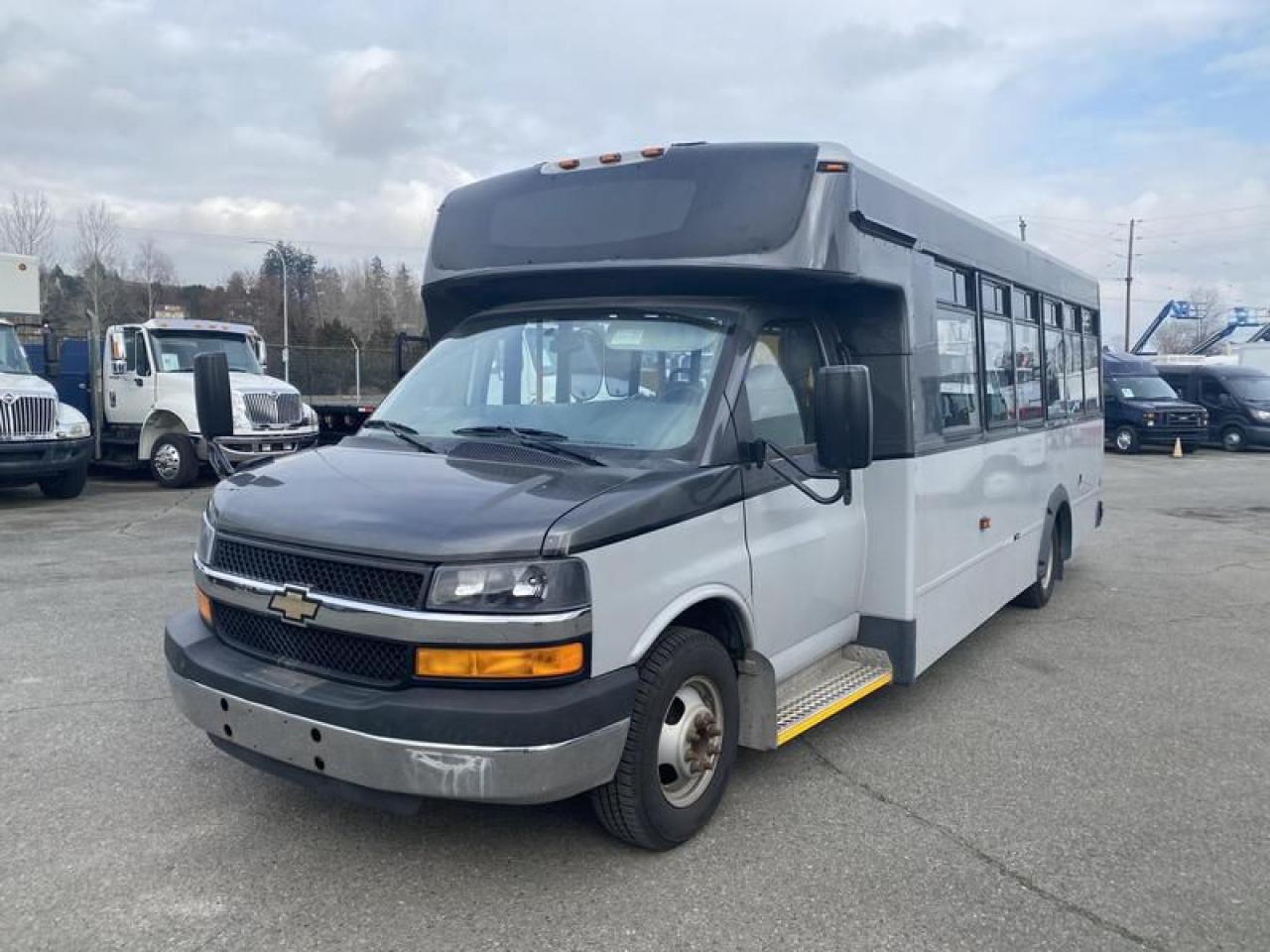 Used 2016 Chevrolet Express G4500 9 Passenger Bus With Wheelchair Accessibility for sale in Burnaby, BC