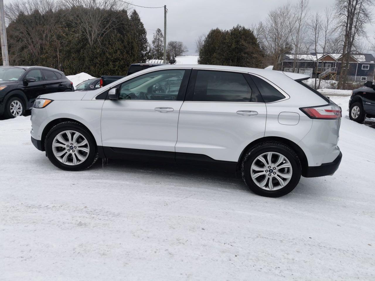 2019 Ford Edge Titanium - Photo #6