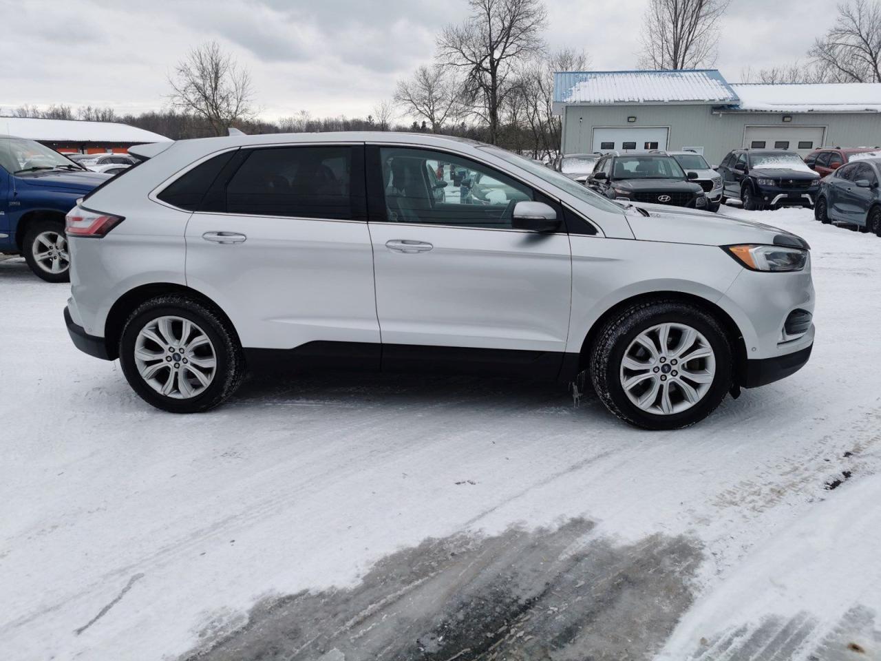 2019 Ford Edge Titanium - Photo #12