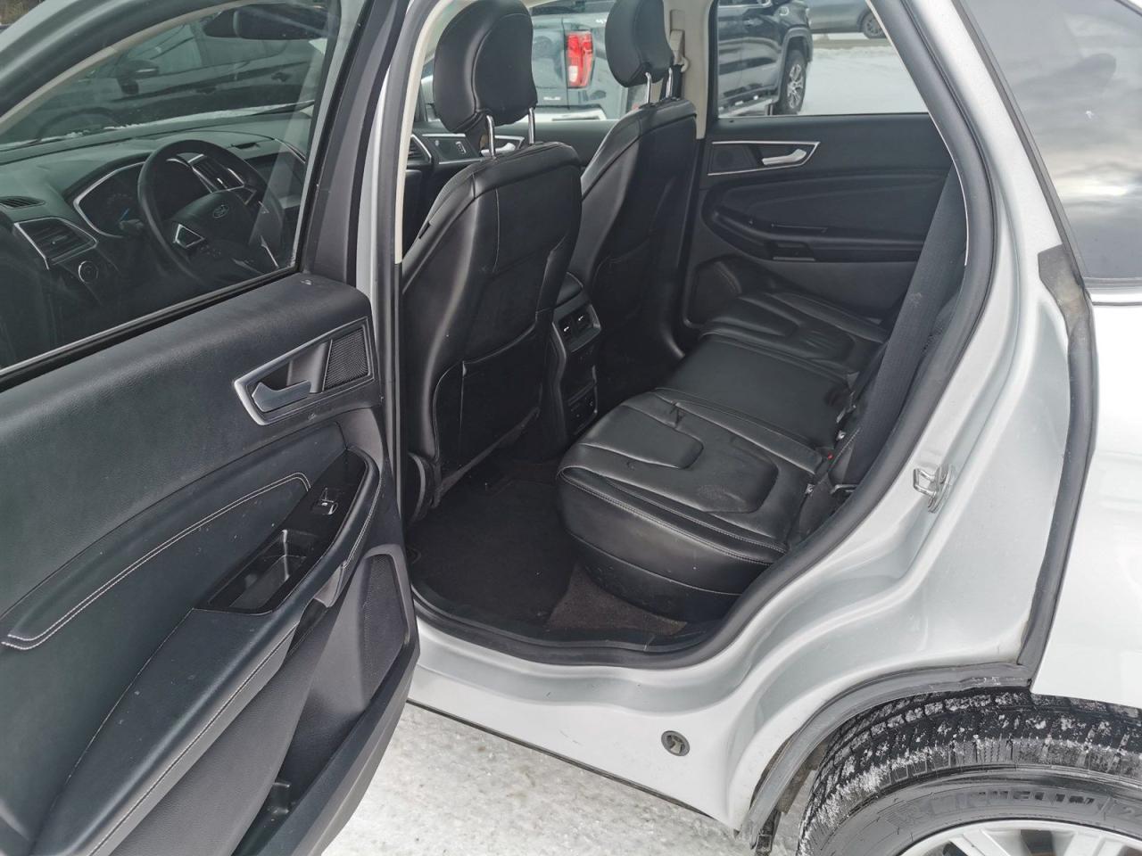 2019 Ford Edge Titanium - Photo #31