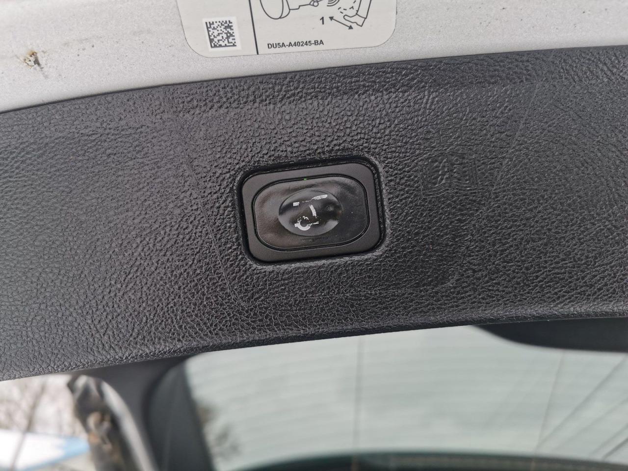 2019 Ford Edge Titanium - Photo #34