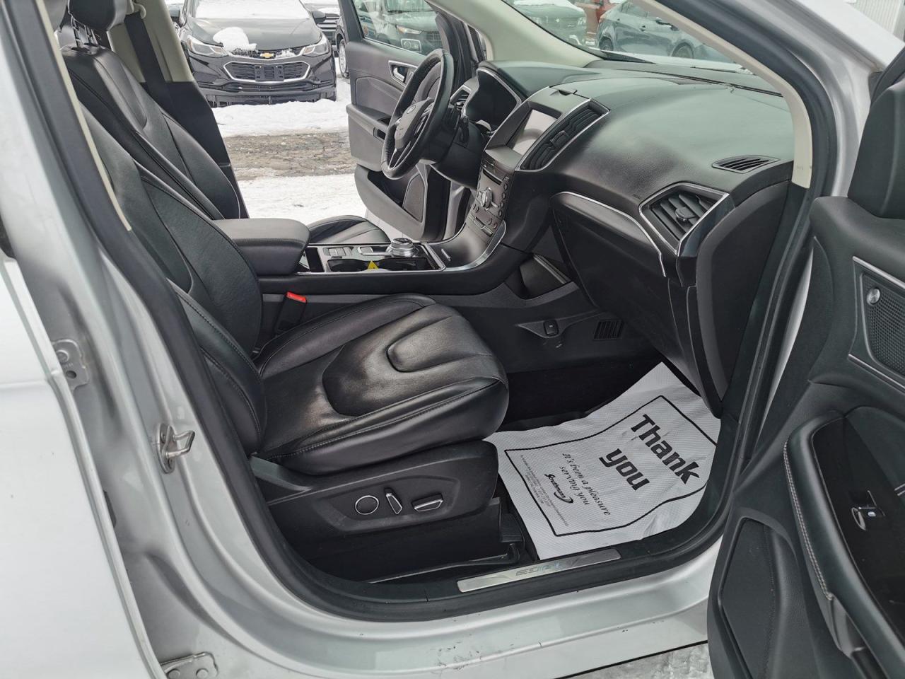 2019 Ford Edge Titanium - Photo #35
