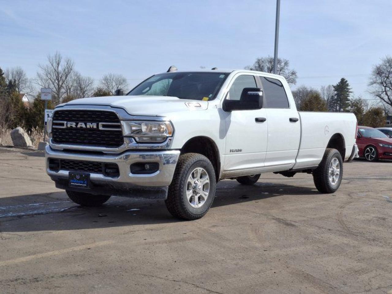 Used 2023 RAM 2500 Big Horn Crew 4X4 | 8' Box | Power Seat | CarPlay + Android | Rear Camera | And more ! for sale in Guelph, ON