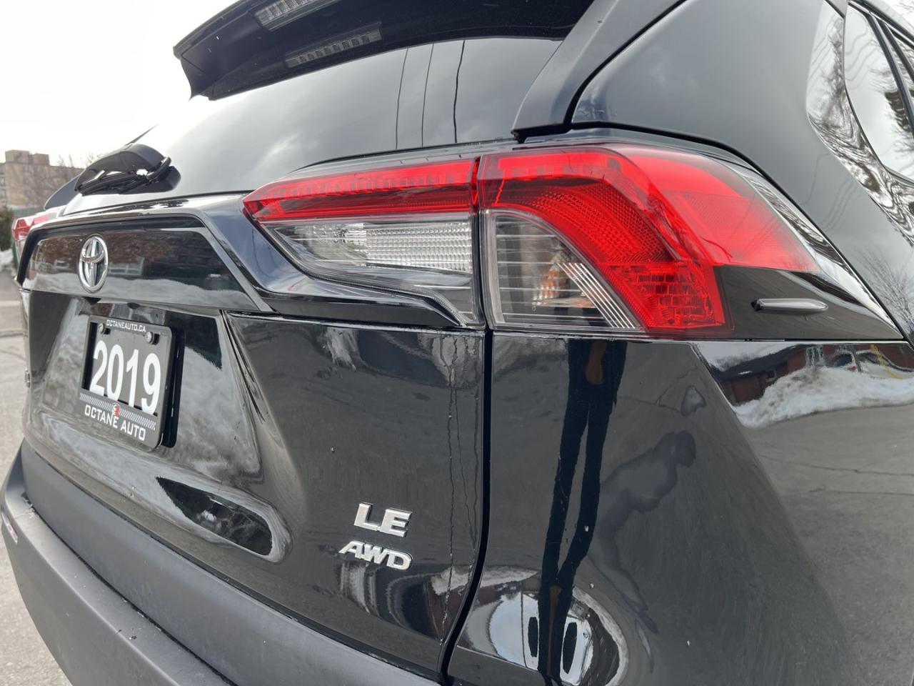 2019 Toyota RAV4 LE AWD - Photo #8