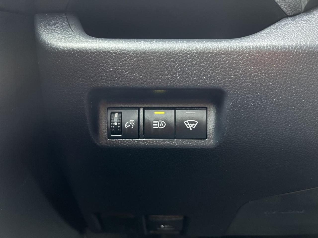 2019 Toyota RAV4 LE AWD - Photo #29