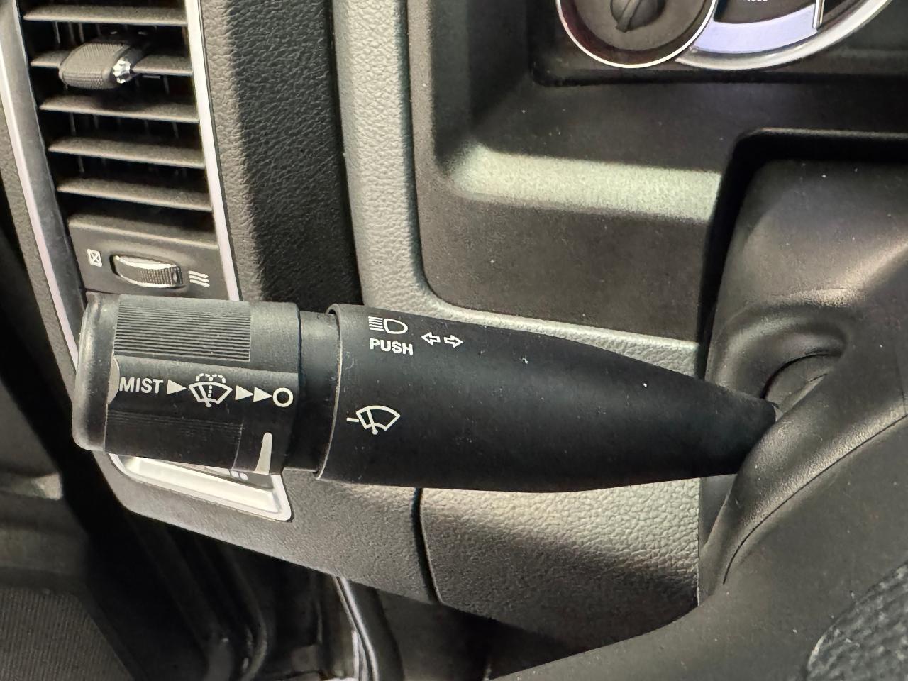 2019 RAM 1500 Classic SLT Black PKG+Roof+Remote Start+CLEAN CARFAX - Photo #46