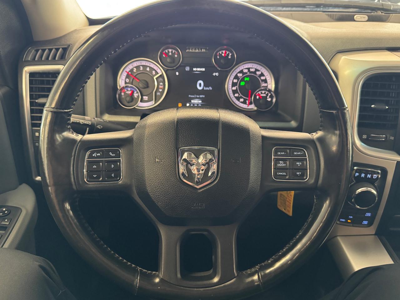 2019 RAM 1500 Classic SLT Black PKG+Roof+Remote Start+CLEAN CARFAX - Photo #15