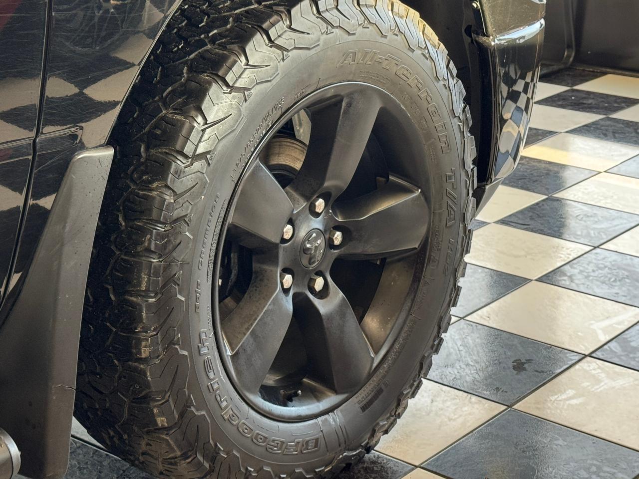 2019 RAM 1500 Classic SLT Black PKG+Roof+Remote Start+CLEAN CARFAX - Photo #54