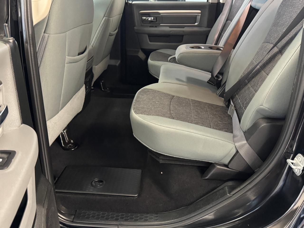2019 RAM 1500 Classic SLT Black PKG+Roof+Remote Start+CLEAN CARFAX - Photo #27