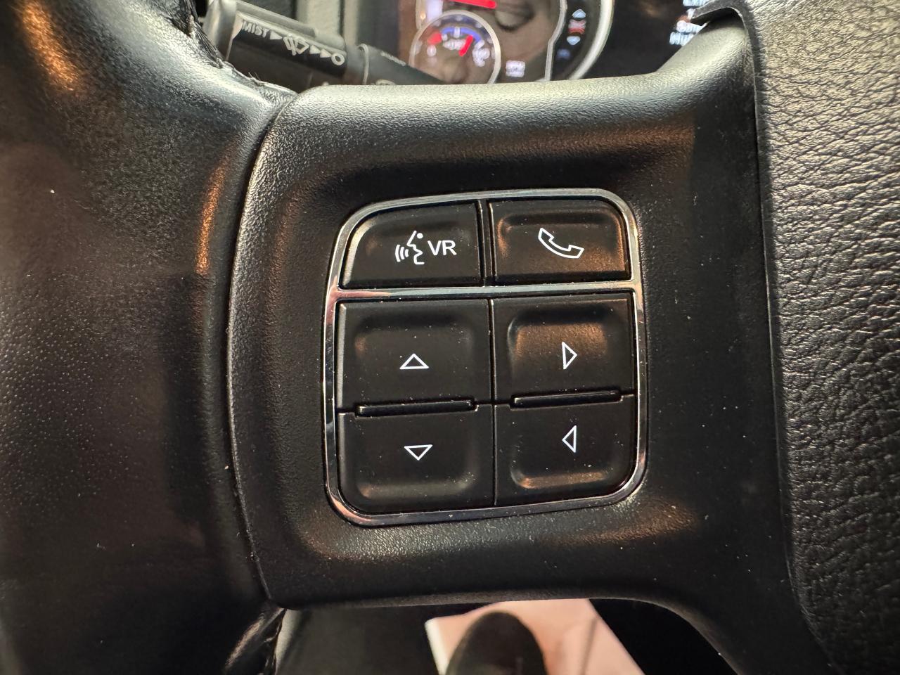 2019 RAM 1500 Classic SLT Black PKG+Roof+Remote Start+CLEAN CARFAX - Photo #45