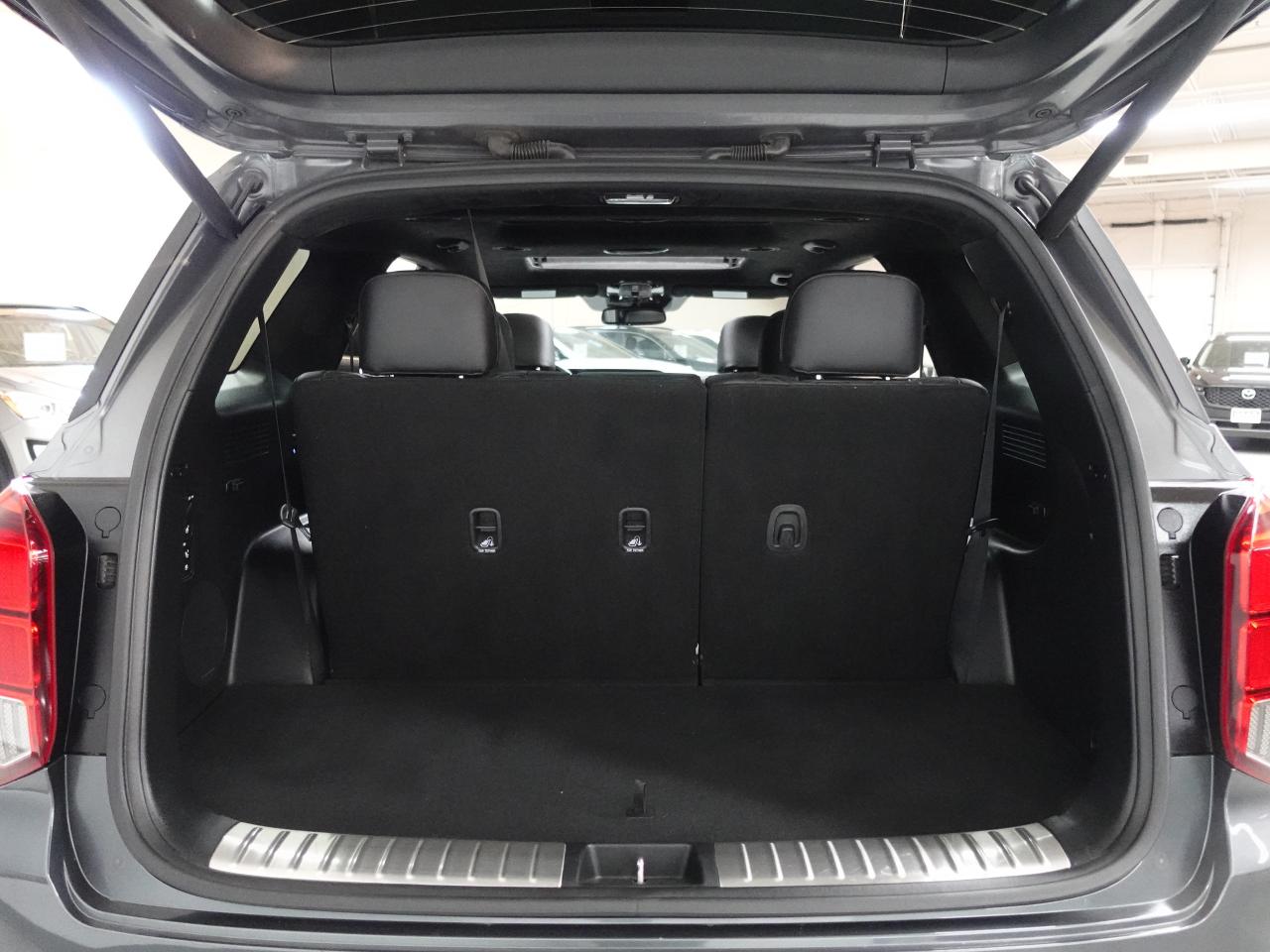 2021 Hyundai PALISADE ULTIMATE CALLIGRAPHY | AWD | Nav | Sunroof | 7Pass