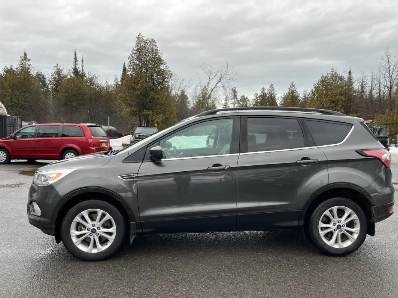 2018 Ford Escape  - Photo #3