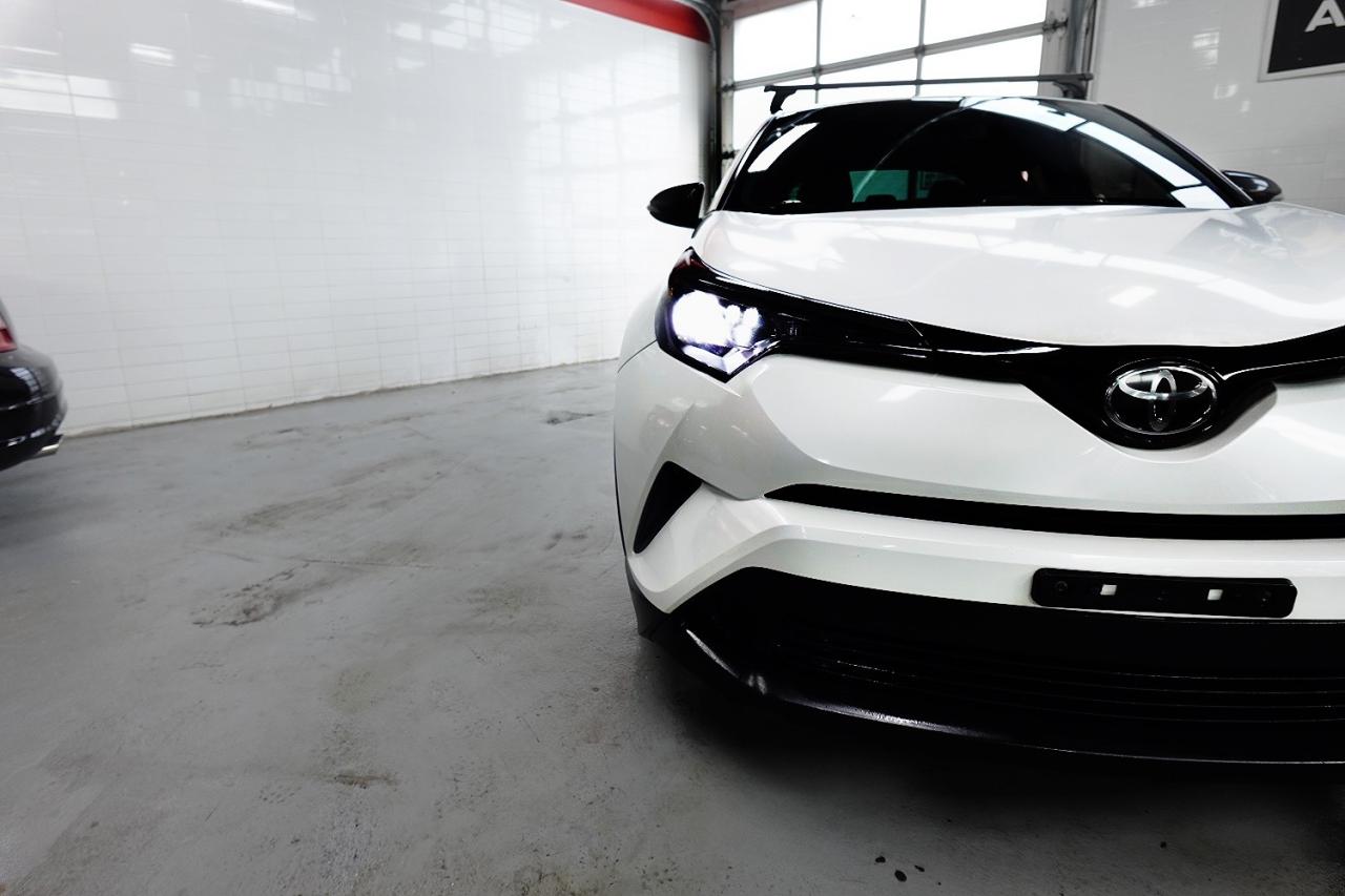 2018 Toyota C-HR XLE MODEL,NO ACCIDENT,CARBON FIBER ,MUST SEE - Photo #36