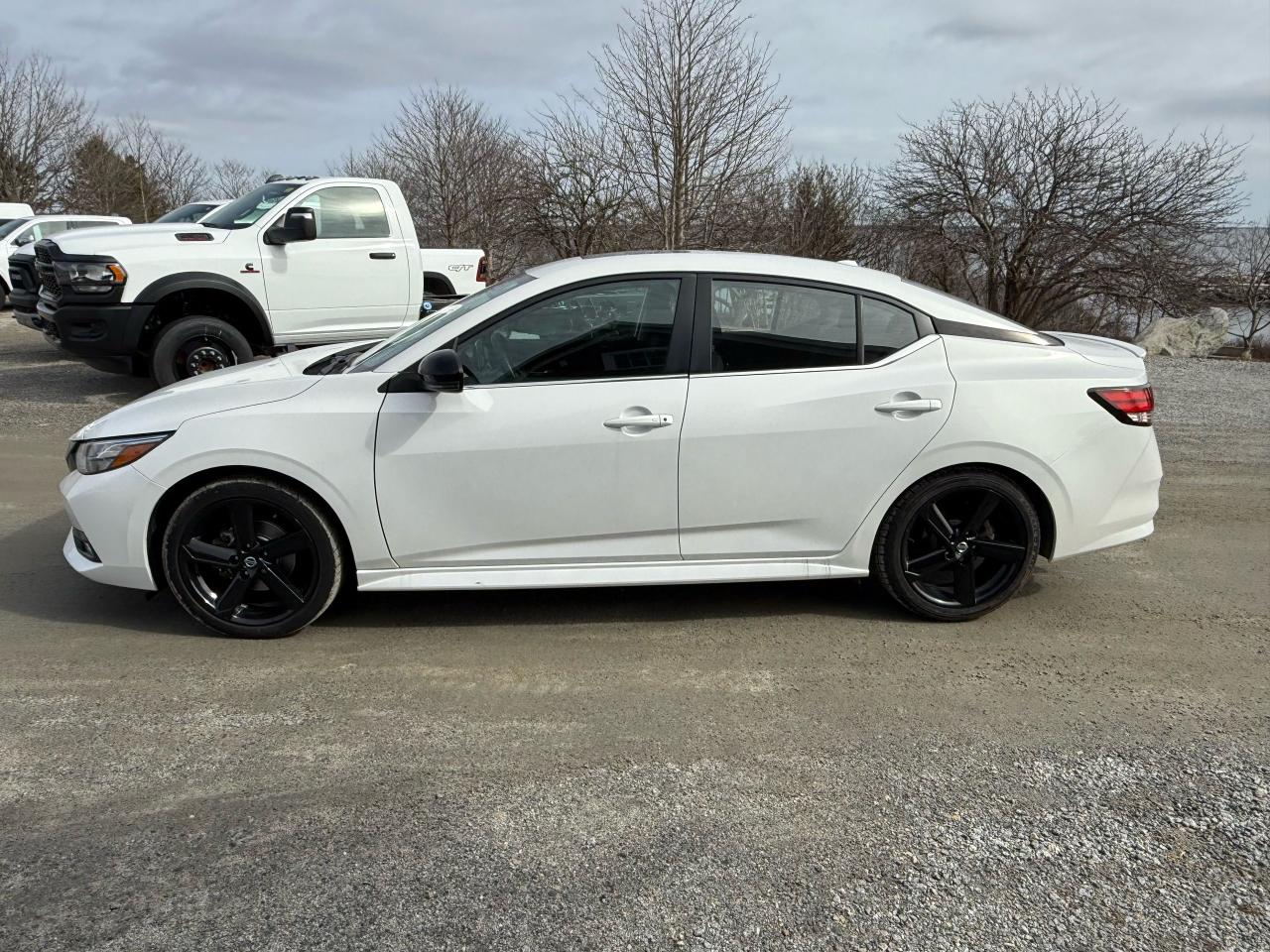 2021 Nissan Sentra SR Photo23